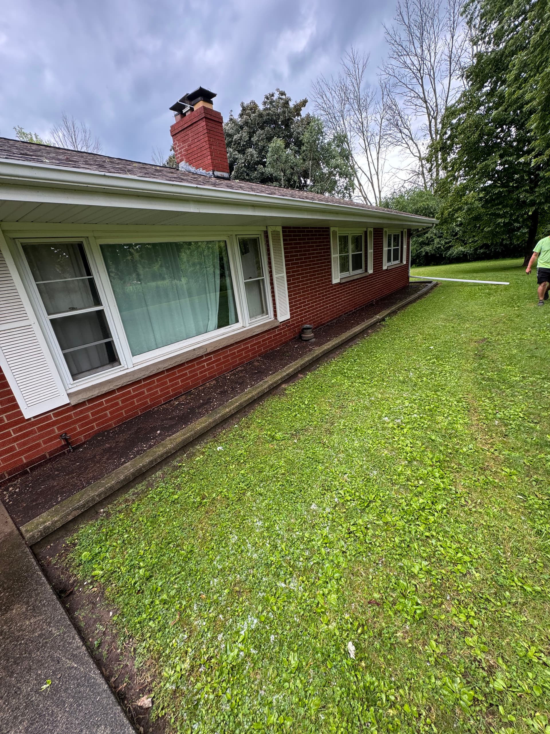 Old Landscape Curbing Removed and Yard Given a Full Refresh